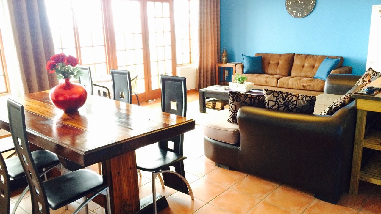 Photo of Livingroom in Gordon's Bay
