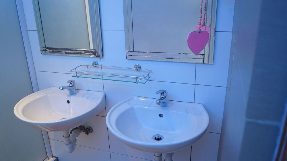 Photo of Bathroom in Green Point