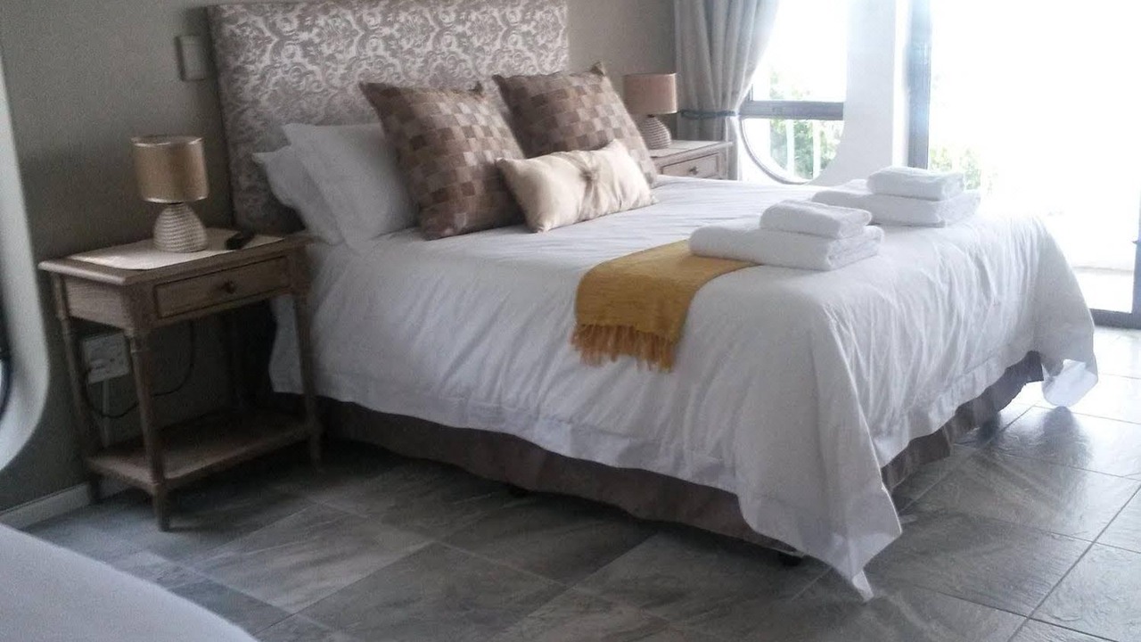 Photo of Bedroom in Mountainside
