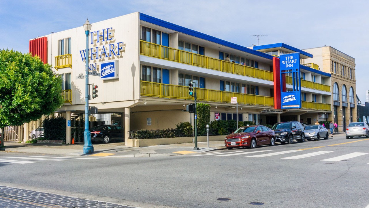 Photo of Buildings in Fisherman's Wharf