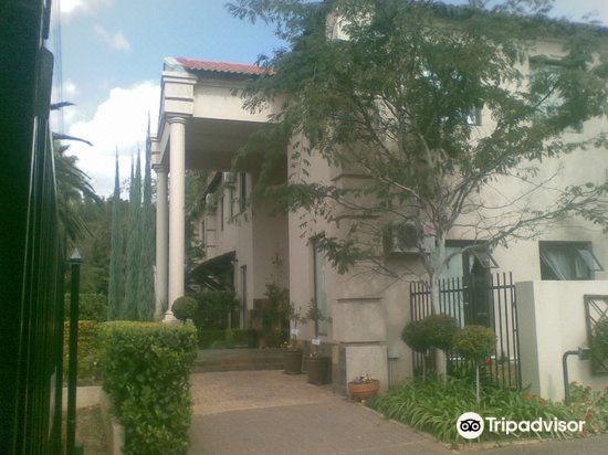 Photo of Buildings in Constantia Park