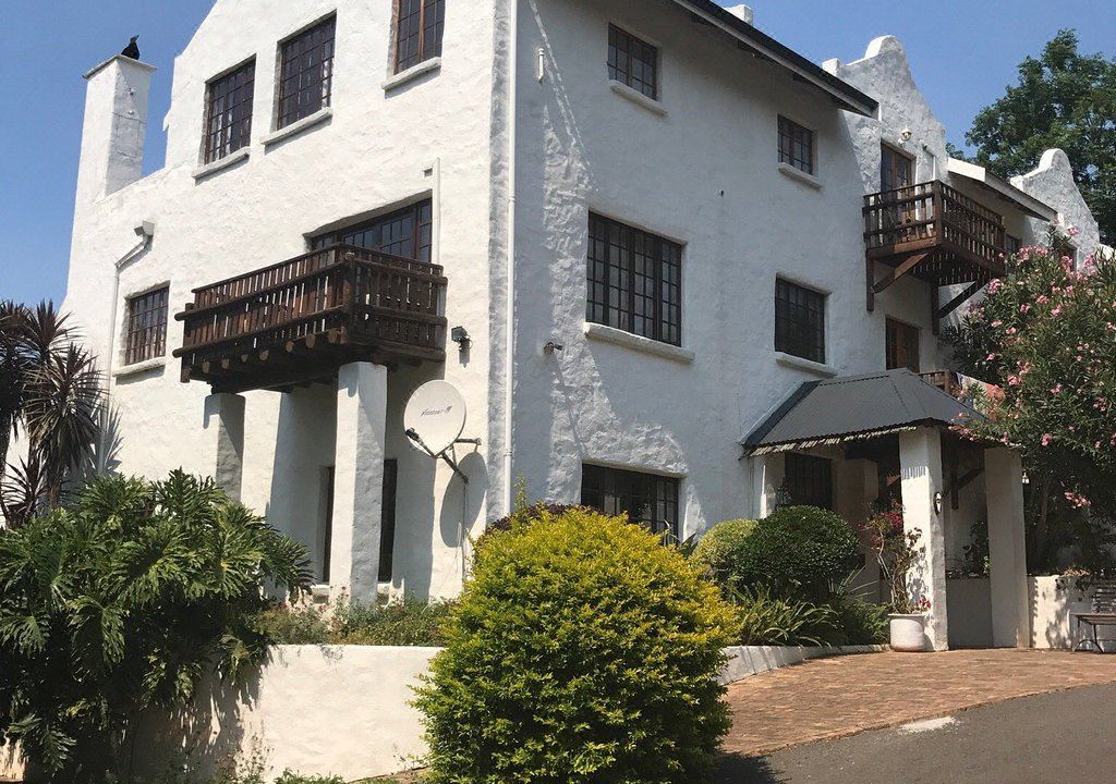 Photo of Buildings in Paarl