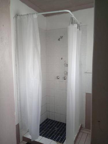 Photo of Bathroom in Faerie Glen