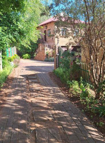 Photo of Buildings in Dullstroom