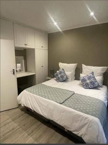 Photo of Bedroom in Lynnwood