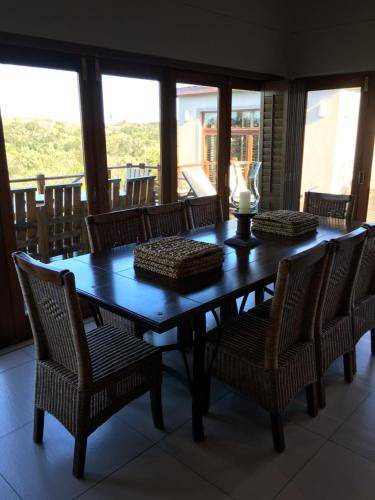 Photo of Livingroom in Brackenridge Private Residential Estate