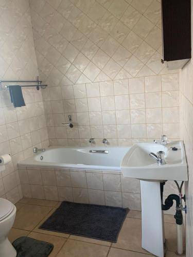 Photo of Bathroom in Greater Johannesburg Metropolitan Area