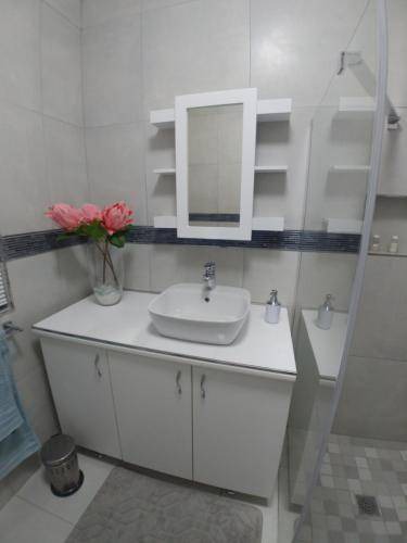 Photo of Bathroom in Kenridge