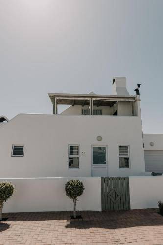 Photo of Others in Paternoster