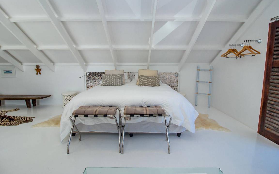 Photo of Others in Paternoster