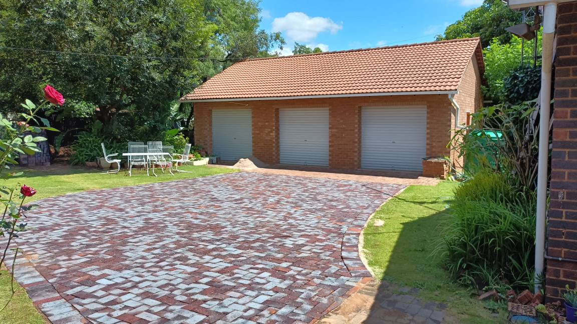 Photo of Others in Greater Johannesburg Metropolitan Area