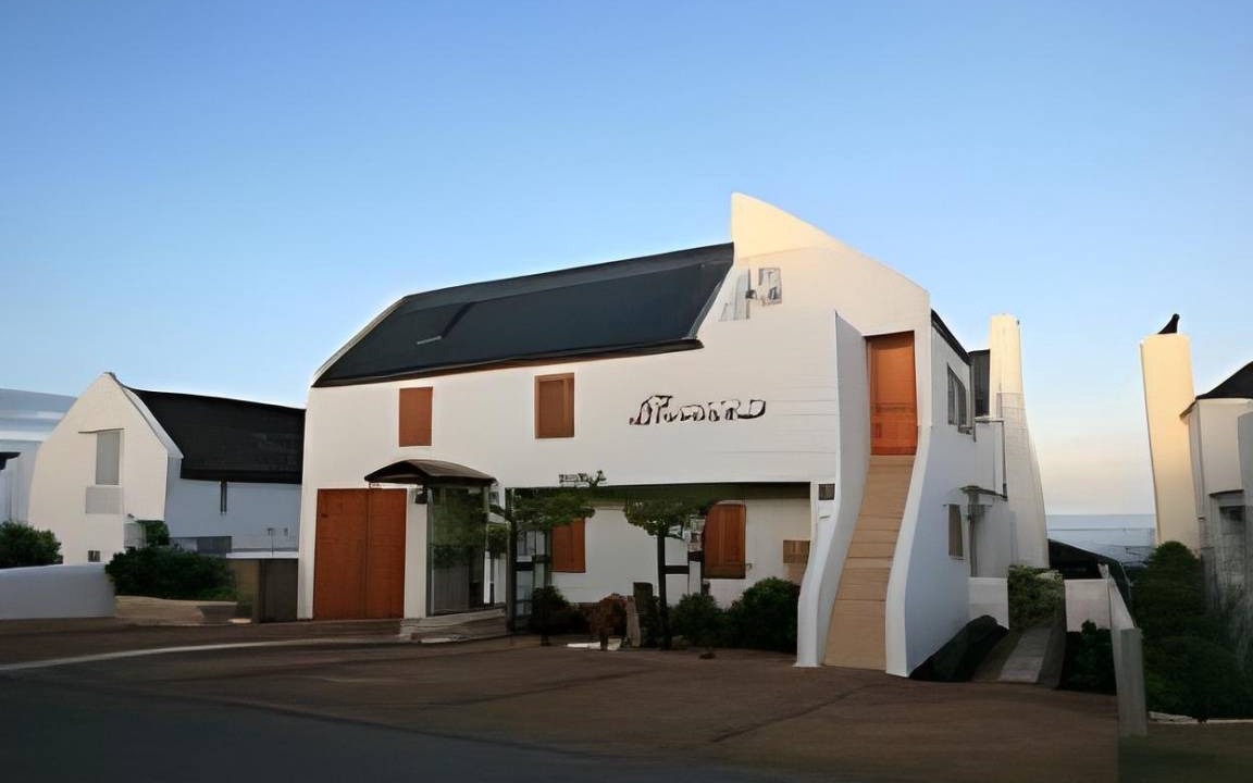 Photo of Others in Paternoster