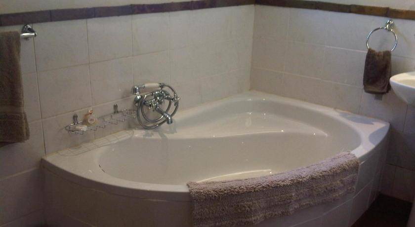 Photo of Bathroom in Magaliesberg