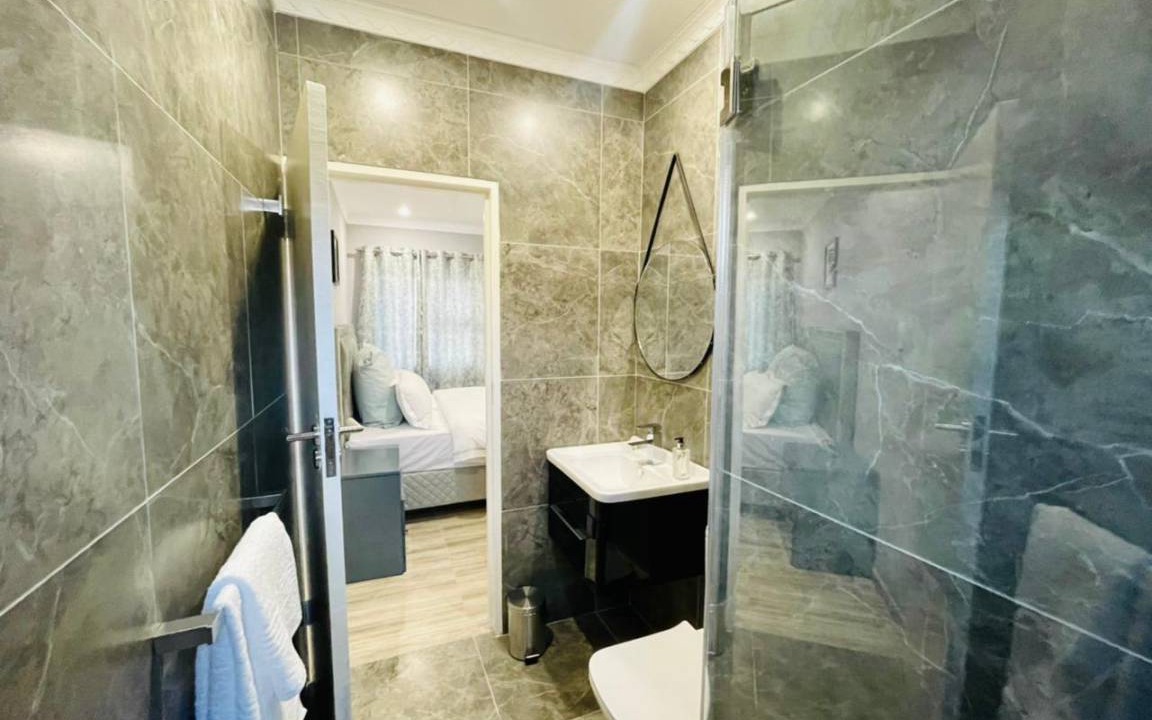 Photo of Bathroom in Bloubergstrand