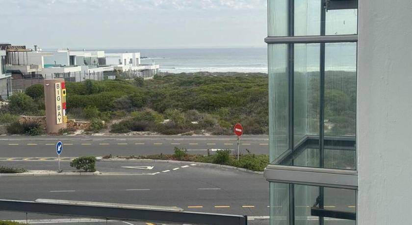 Photo of Others in Big Bay