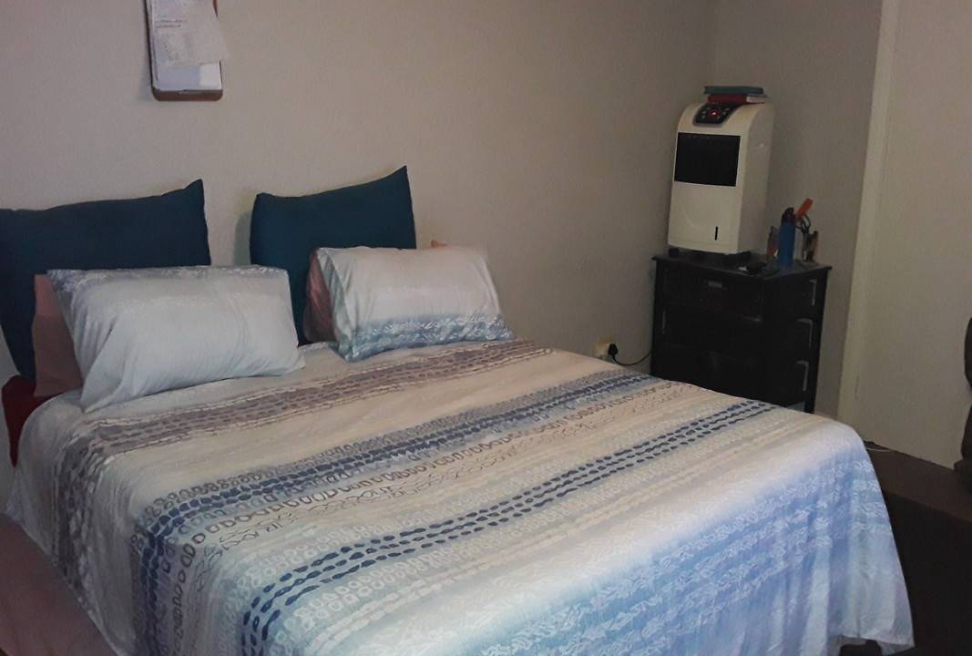 Photo of Bedroom in Kenilworth