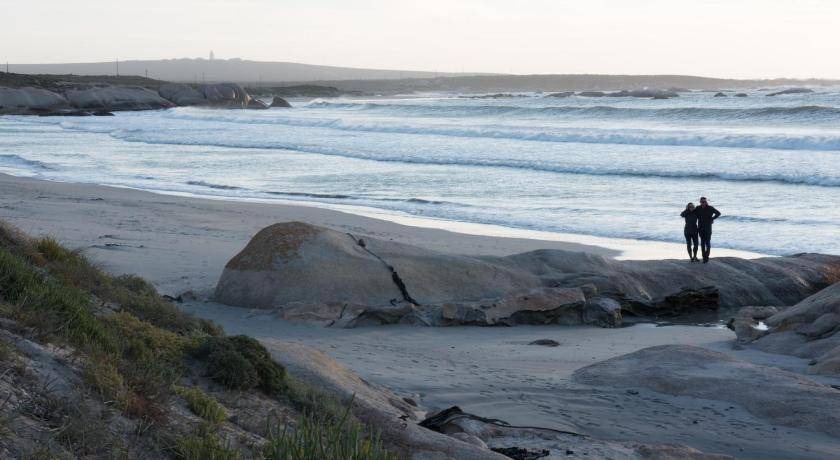 Photo of Others in Paternoster