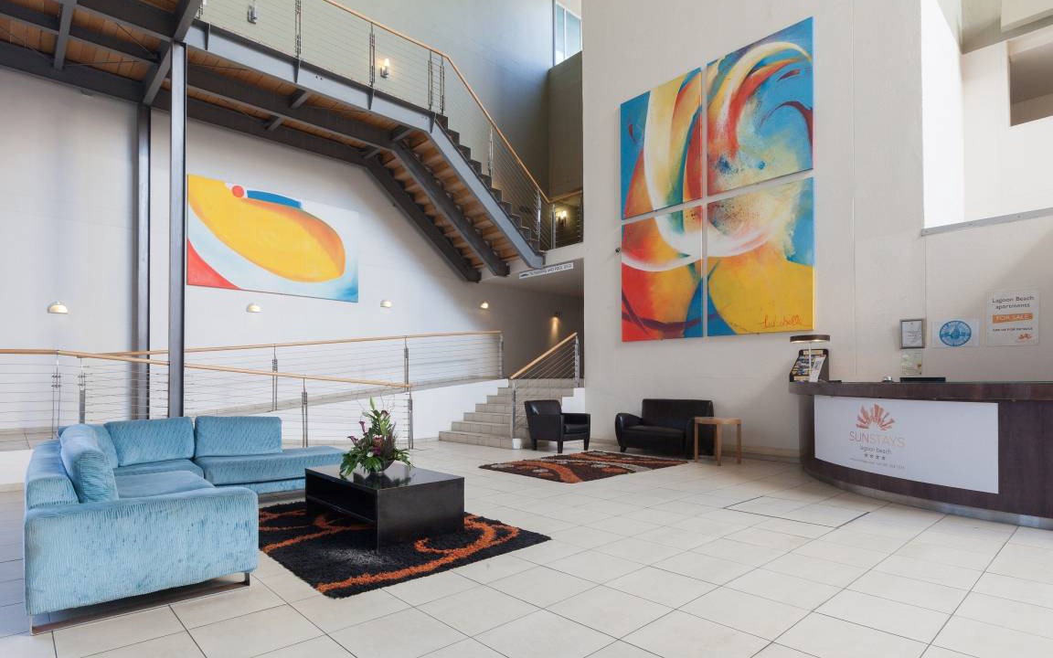 Photo of Livingroom in Lagoon Beach