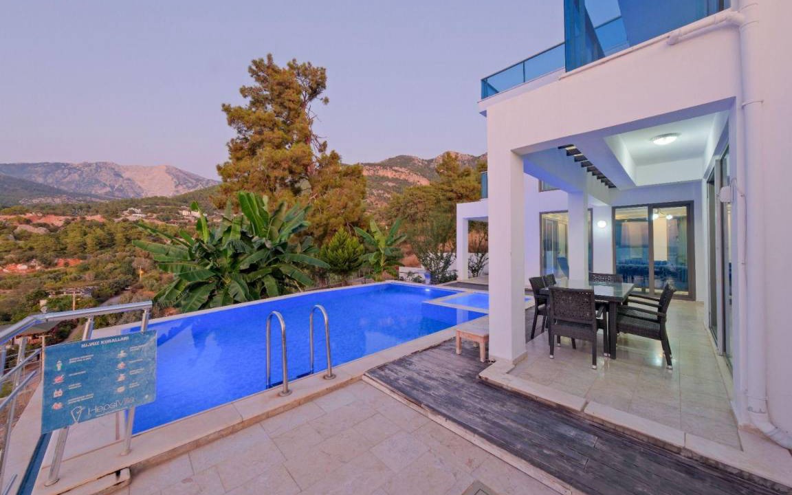 Photo of Patio Balcony in Faralya