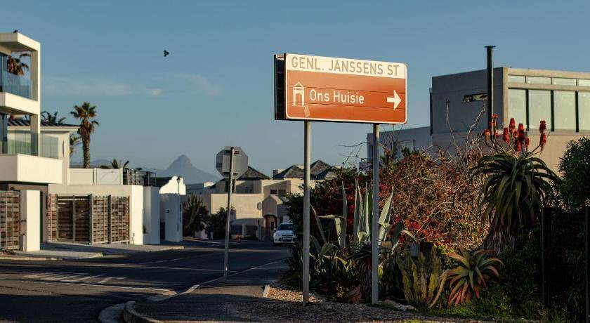 Photo of Others in Bloubergstrand