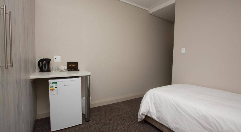 Photo of Bedroom in Quigney Beach