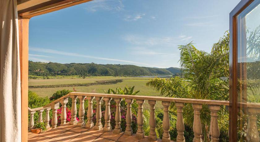 Photo of Patio Balcony in Wilderness
