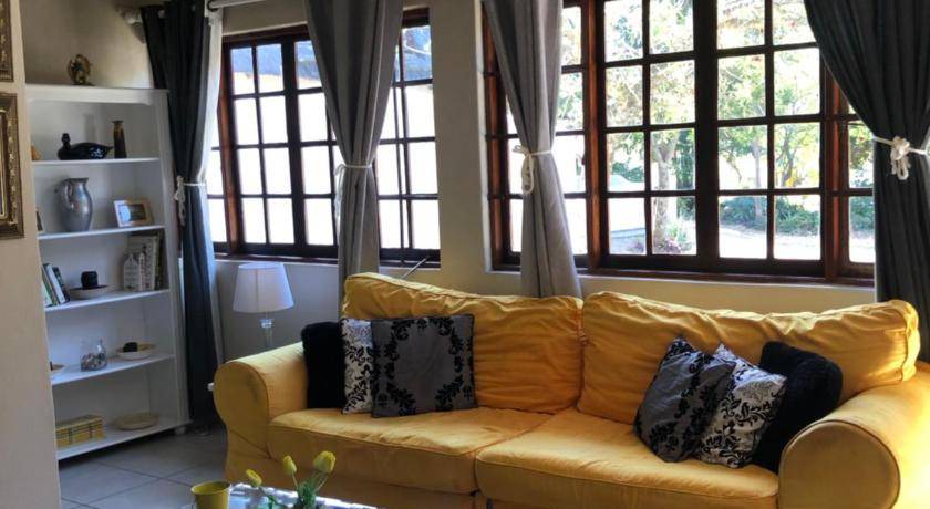 Photo of Livingroom in White River