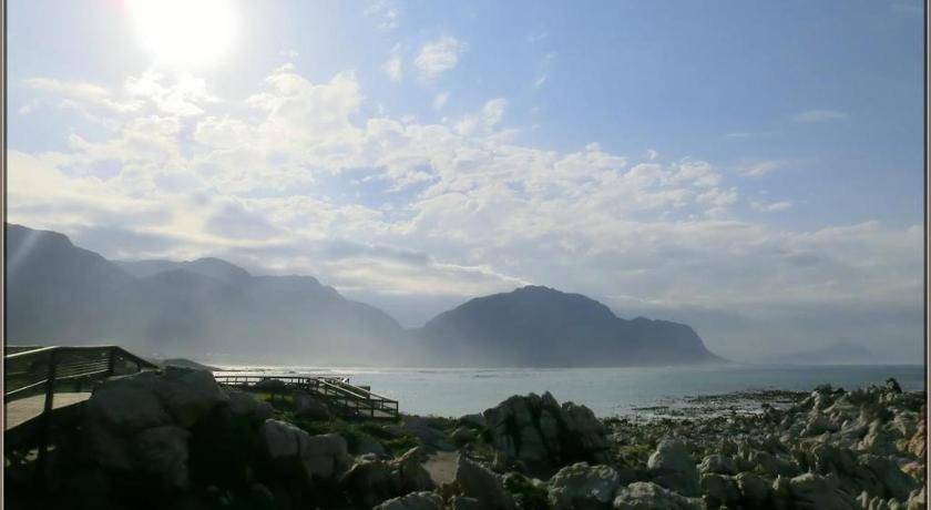 Photo of Others in Pringle Bay