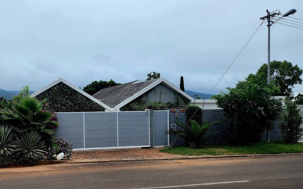 Photo of Buildings in Paarl
