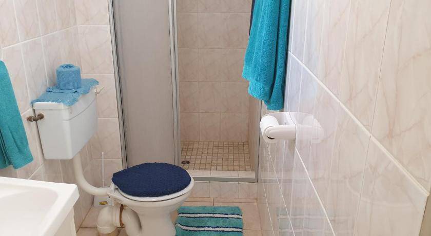Photo of Bathroom in Graaff-Reinet
