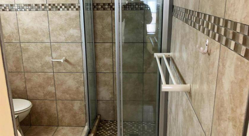Photo of Bathroom in George