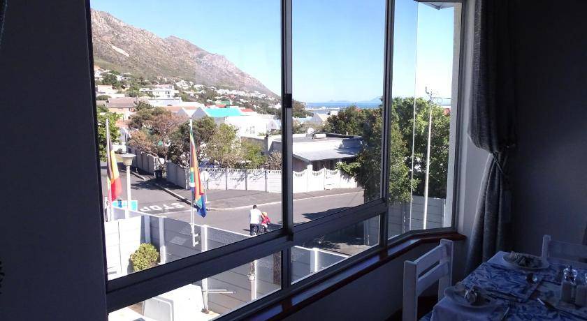 Photo of Others in Gordons Bay Central