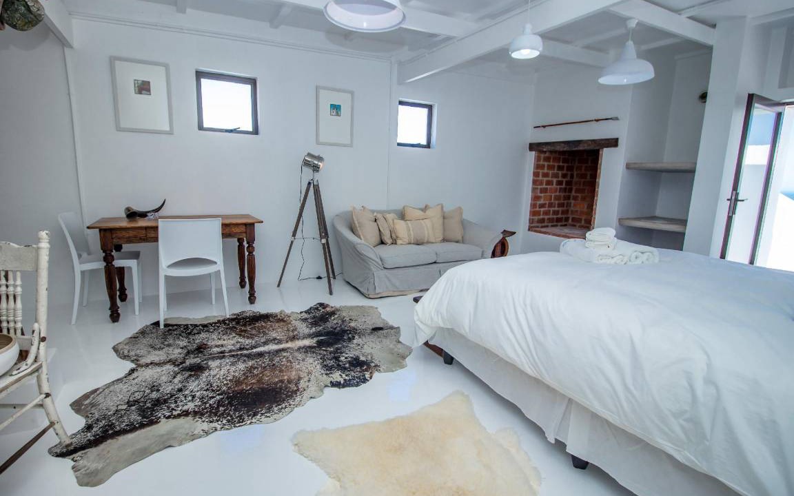 Photo of Others in Paternoster