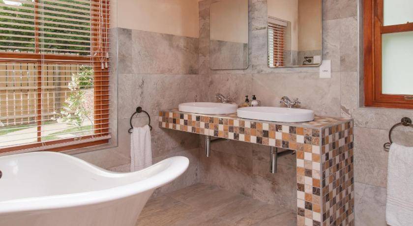 Photo of Bathroom in Swellendam