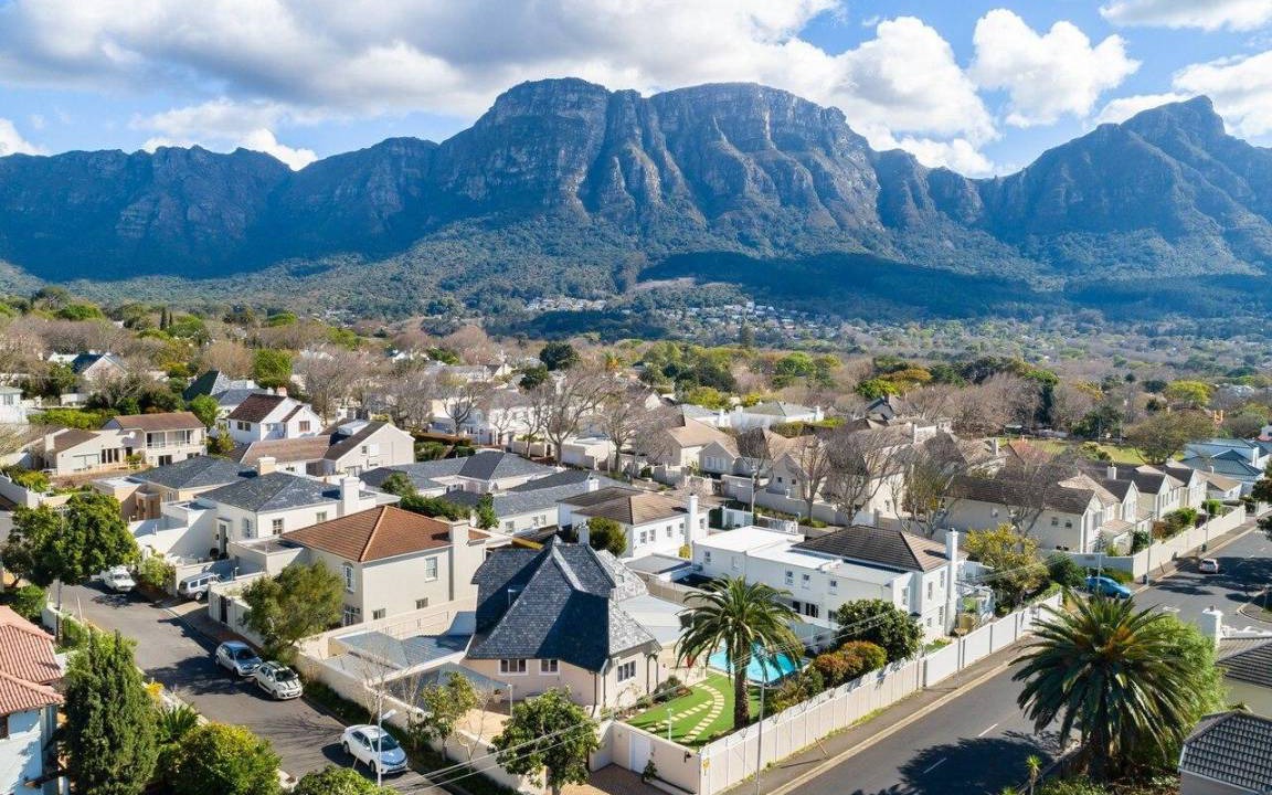 Photo of Others in Newlands