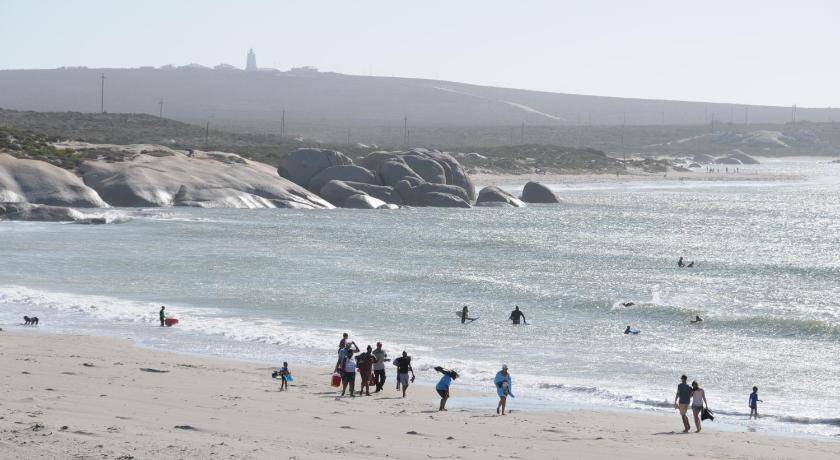 Photo of Others in Paternoster