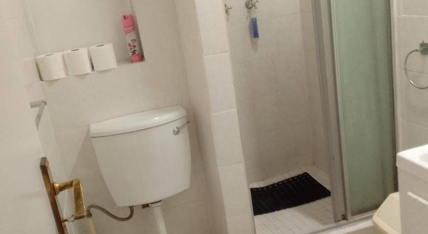 Photo of Bathroom in Sandown