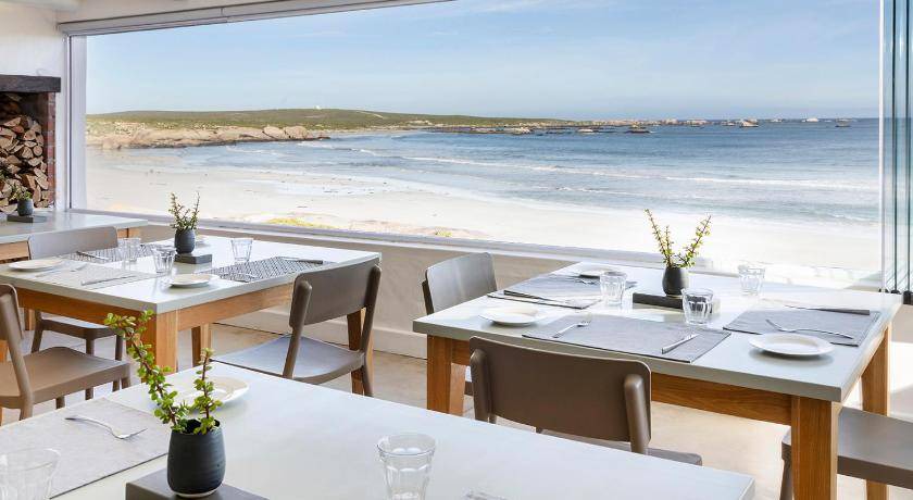 Photo of Others in Paternoster
