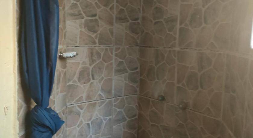 Photo of Bathroom in Ha-Lambani