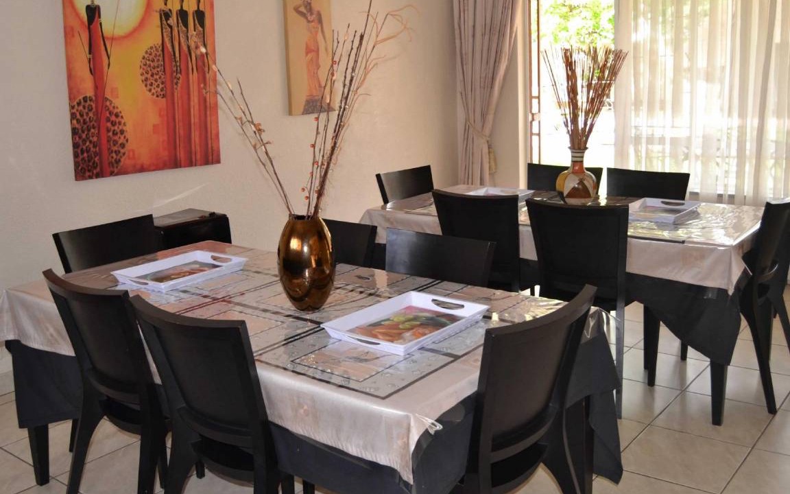 Photo of Livingroom in Edenvale