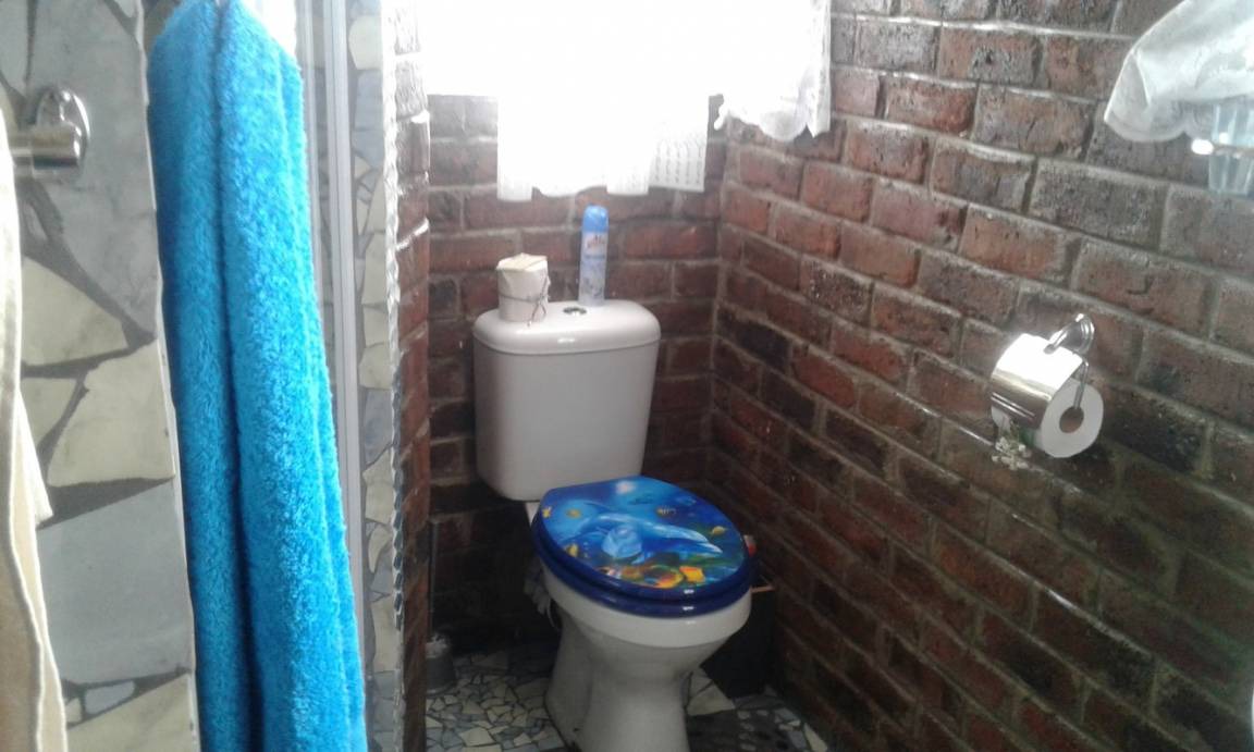 Photo of Bathroom in Umsobomvu