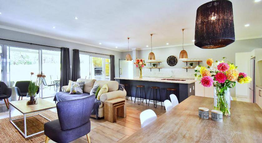 Photo of Livingroom in Clarens