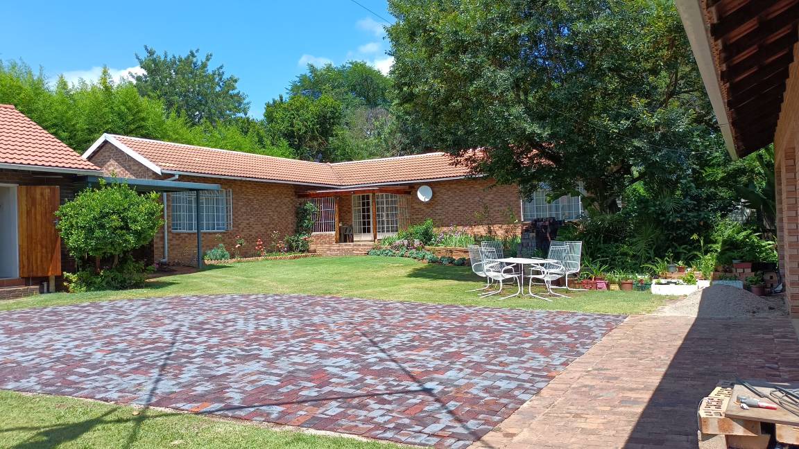 Photo of Others in Greater Johannesburg Metropolitan Area