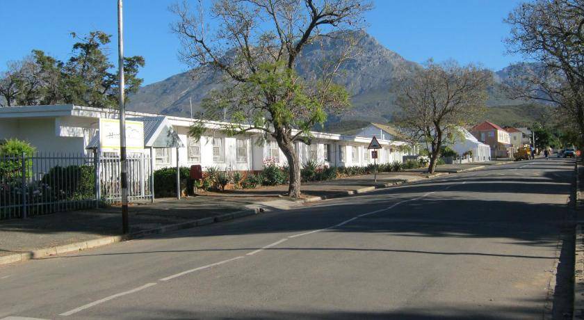 Photo of Buildings in Ladismith