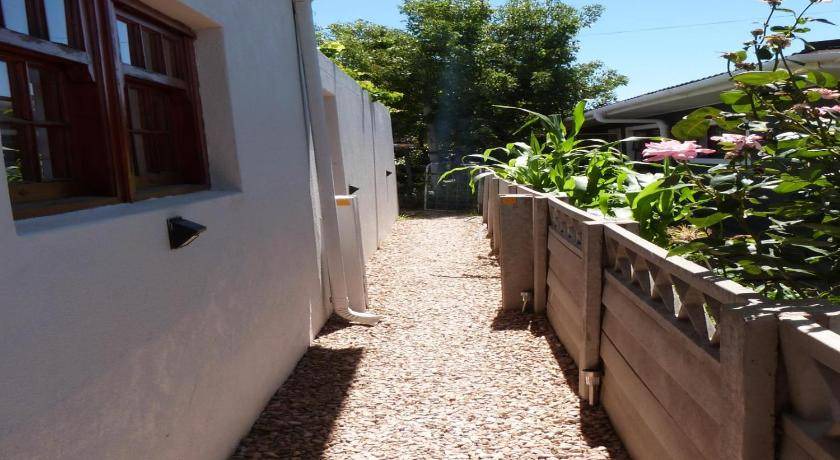 Photo of Buildings in Beaufort West