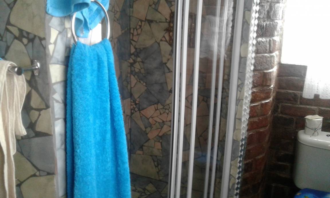 Photo of Bathroom in Umsobomvu