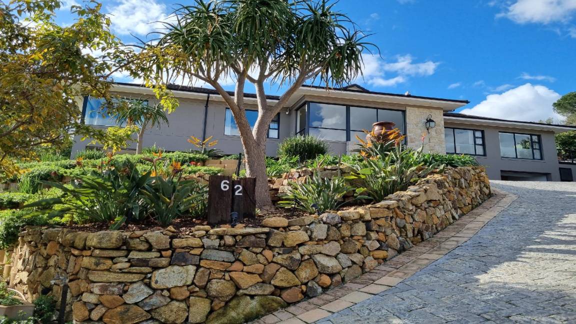 Photo of Buildings in Somerset West