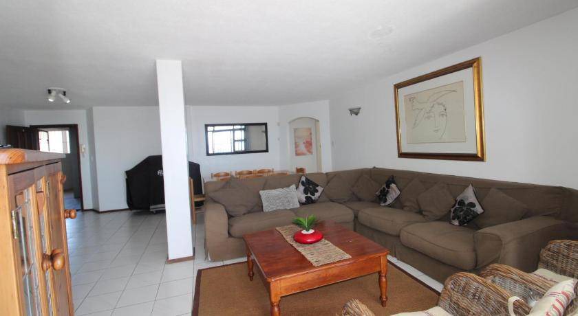 Photo of Livingroom in Manaba Beach
