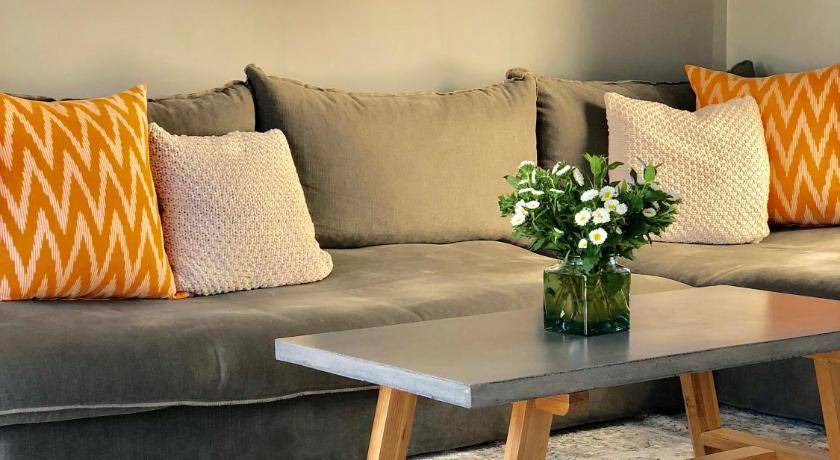 Photo of Livingroom in West Beach