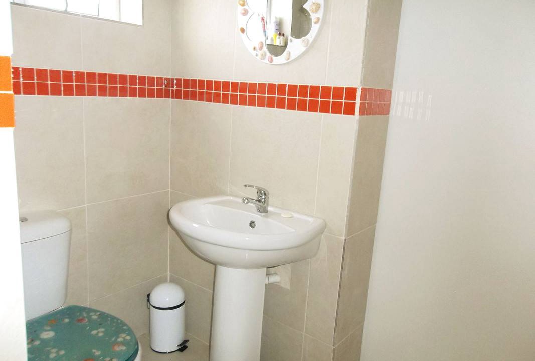 Photo of Bathroom in Pearly Beach